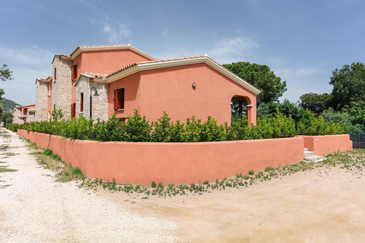 La Casa Di Debora Villa San Teodoro  Exteriör bild